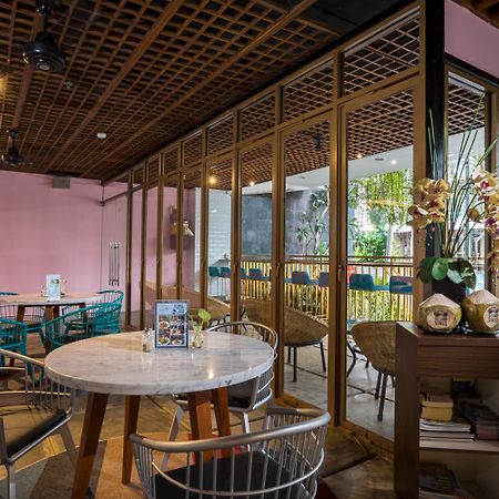 Liberta Seminyak Hotel Exterior photo