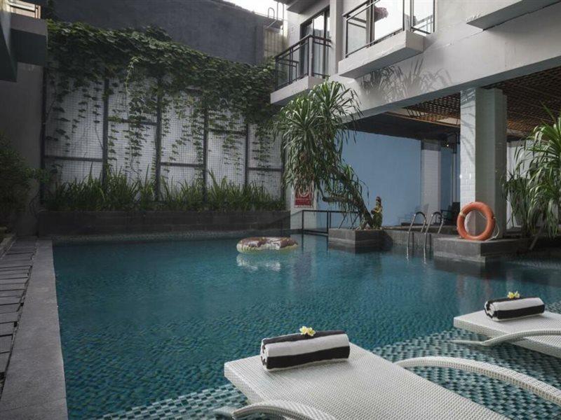 Liberta Seminyak Hotel Exterior photo
