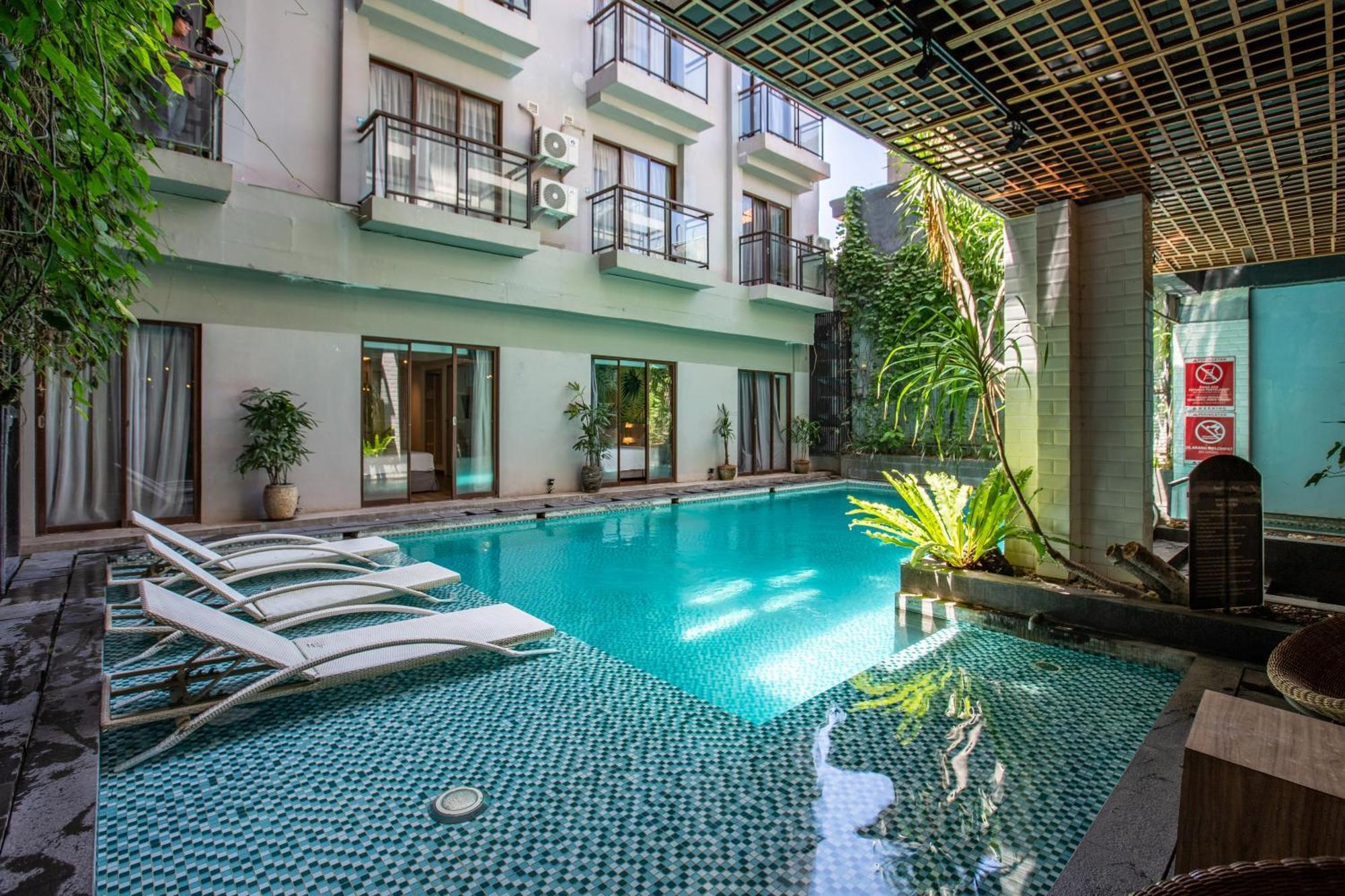 Liberta Seminyak Hotel Exterior photo